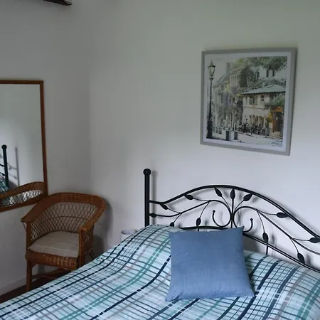 Holiday home Maison Sauveterre-la-Lemance